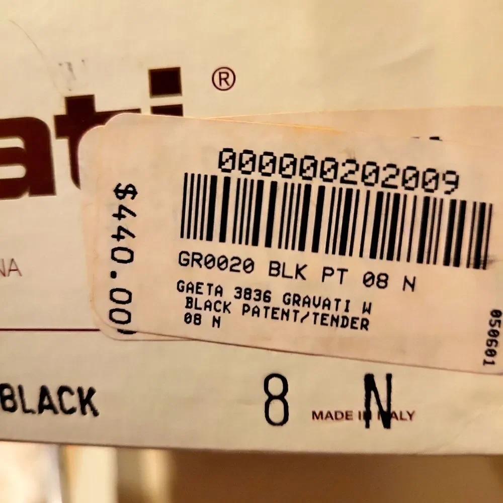 Gravati black patent/ tender size 8 narrow